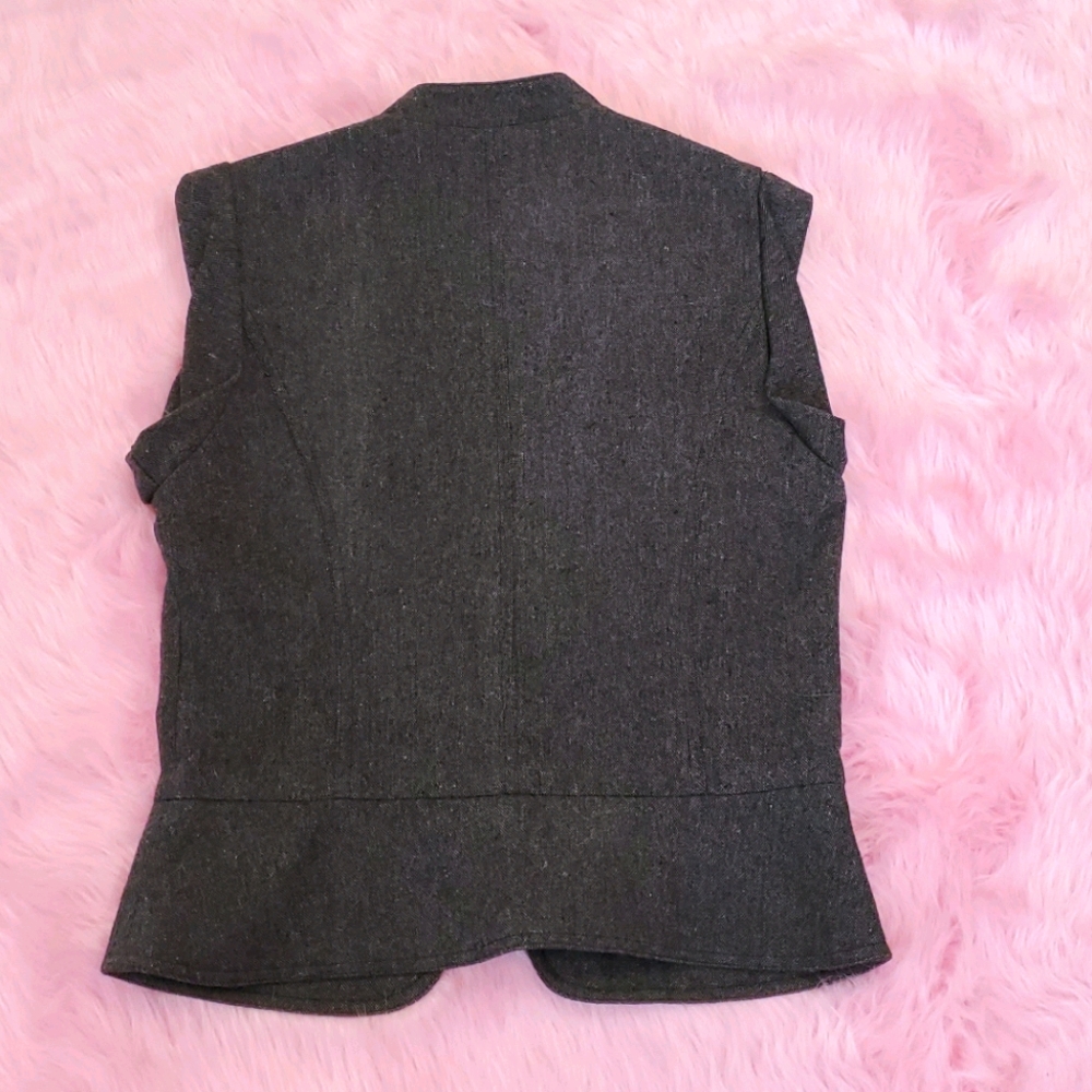 Wool Vest - Picture 2 of 3